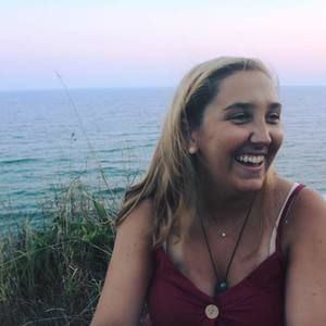 Meet your Posher, Sophia